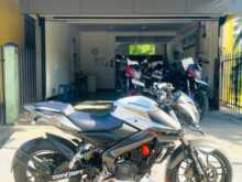 https://riyasewana.com/uploads/bajaj-bajaj-pulser-722084613822.jpg