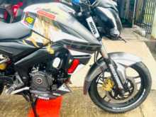 https://riyasewana.com/uploads/bajaj-bajaj-pulser-722164913862.jpg
