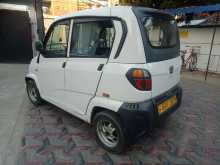 https://riyasewana.com/uploads/bajaj-bajaj-qute-31937314432.jpg