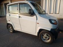 https://riyasewana.com/uploads/bajaj-bajaj-qute-31939516243.jpg