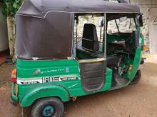 https://riyasewana.com/uploads/bajaj-bajaj-re-11607176955.jpg