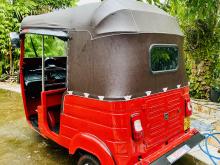https://riyasewana.com/uploads/bajaj-bajaj-re-118360717045.jpg