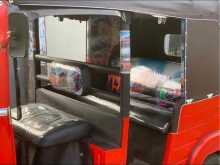 https://riyasewana.com/uploads/bajaj-bajaj-re-119504322592.jpg