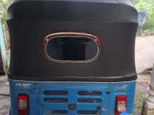 https://riyasewana.com/uploads/bajaj-bajaj-re-131455565002.jpg