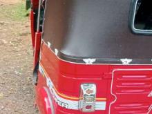 https://riyasewana.com/uploads/bajaj-bajaj-re-131544056036.jpg