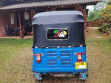 https://riyasewana.com/uploads/bajaj-bajaj-re-151143154063.jpg