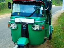 Bajaj RE 205 2011 Three Wheel