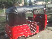 https://riyasewana.com/uploads/bajaj-bajaj-re-171438084872.jpg