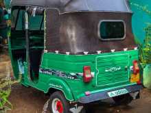 https://riyasewana.com/uploads/bajaj-bajaj-re-1805594593.jpg