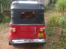 https://riyasewana.com/uploads/bajaj-bajaj-re-182129584102.jpg