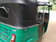 https://riyasewana.com/uploads/bajaj-bajaj-re-191316404913.jpg