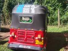https://riyasewana.com/uploads/bajaj-bajaj-re-2007-199493712683.jpg