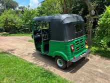 https://riyasewana.com/uploads/bajaj-bajaj-re-2015-1619405812904.jpg