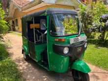 https://riyasewana.com/uploads/bajaj-bajaj-re-2015-1619405812912.jpg