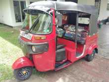 Bajaj Re 2016 Three Wheel
