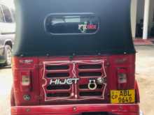https://riyasewana.com/uploads/bajaj-bajaj-re-2016-79042612932.jpg