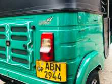 https://riyasewana.com/uploads/bajaj-bajaj-re-2017-178573712823.jpg