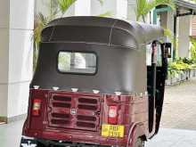 https://riyasewana.com/uploads/bajaj-bajaj-re-2618101422352.jpg