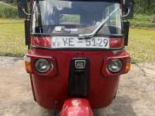Bajaj RE 205 2010 Three Wheel
