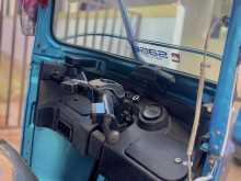https://riyasewana.com/uploads/bajaj-bajaj-re-2716261022812.jpg