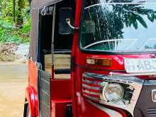 https://riyasewana.com/uploads/bajaj-bajaj-re-272138594203.jpg