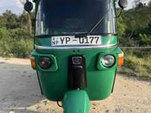 Bajaj RE 205 2011 Three Wheel