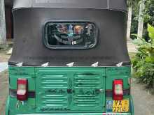 https://riyasewana.com/uploads/bajaj-bajaj-re-49122922742.jpg
