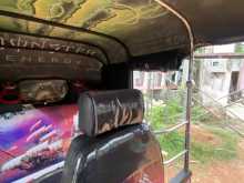 https://riyasewana.com/uploads/bajaj-bajaj-re-510031222943.jpg