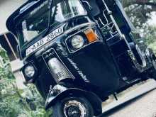 https://riyasewana.com/uploads/bajaj-bajaj-re-52052022352.jpg
