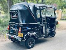 https://riyasewana.com/uploads/bajaj-bajaj-re-52060724723.jpg
