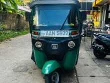 Bajaj RE 205 2014 Three Wheel