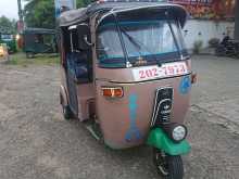 https://riyasewana.com/uploads/bajaj-bajaj-re-92000074563.jpg
