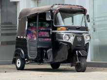 Bajaj RE 205 2014 Three Wheel