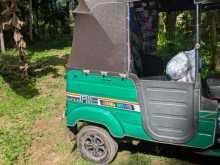 https://riyasewana.com/uploads/bajaj-bajaj-re205-2012-1819283112852.jpg