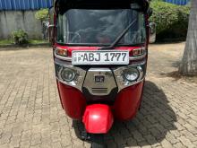 Bajaj RE 205 2016 Three Wheel