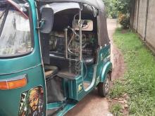 https://riyasewana.com/uploads/bajaj-bajaj-re2stroke-1155645682532.jpg