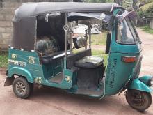 https://riyasewana.com/uploads/bajaj-bajaj-re2stroke-51321066994.jpg