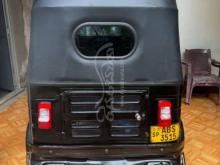 https://riyasewana.com/uploads/bajaj-bajaj-three-2018-61727141244292.jpg