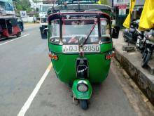 https://riyasewana.com/uploads/bajaj-bajaj-three-211343426466.jpg