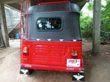 https://riyasewana.com/uploads/bajaj-bajaj-threewheel-17820004852.jpg