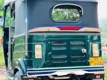 https://riyasewana.com/uploads/bajaj-bajaj-threewheel-2011-159345412353.jpg