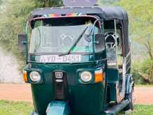 https://riyasewana.com/uploads/bajaj-bajaj-threewheel-2011-159345412362.jpg