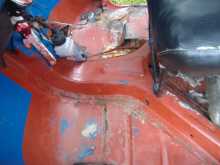 https://riyasewana.com/uploads/bajaj-bajaj-threewhilar-2004-229400512172.jpg