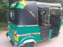 https://riyasewana.com/uploads/bajaj-bajaj-threewhilar-719074417485.jpg