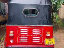 https://riyasewana.com/uploads/bajaj-bajaj4istok-161653384353.jpg