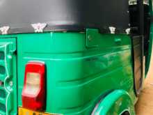 https://riyasewana.com/uploads/bajaj-bajajre-2017-2219113312514.jpg