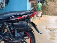 https://riyasewana.com/uploads/bajaj-bike-19131010670535.jpg