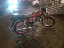 https://riyasewana.com/uploads/bajaj-boxer-100cc-131726056955.jpg