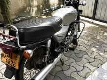 https://riyasewana.com/uploads/bajaj-boxer-100cc-2313202922163.jpg