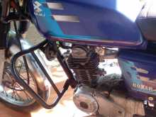 https://riyasewana.com/uploads/bajaj-boxer-101511384893.jpg